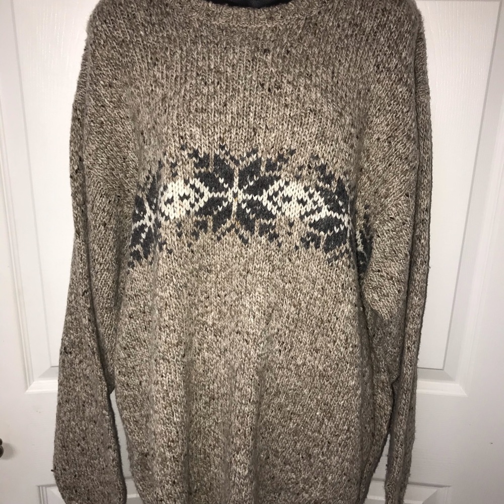 Eddie Bauer Men’s Sweater